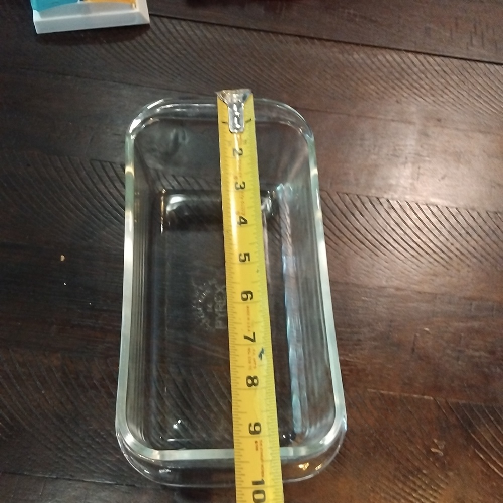 Pyrex loaf pan - Picture 3 of 5